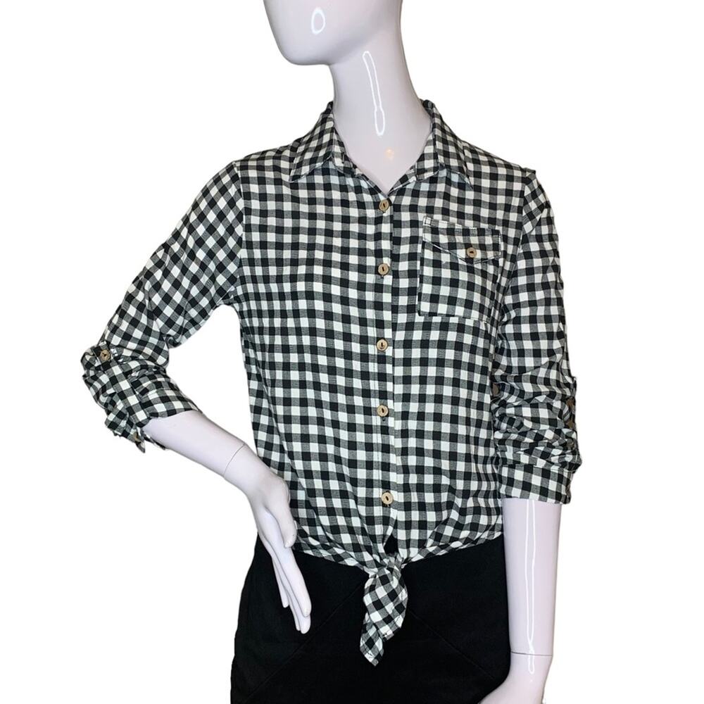 Love Notes Gingham Black and White Size M Long Sleeve Button Down Shirt